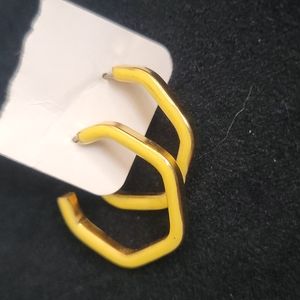 Gold and yellow vintage earrings